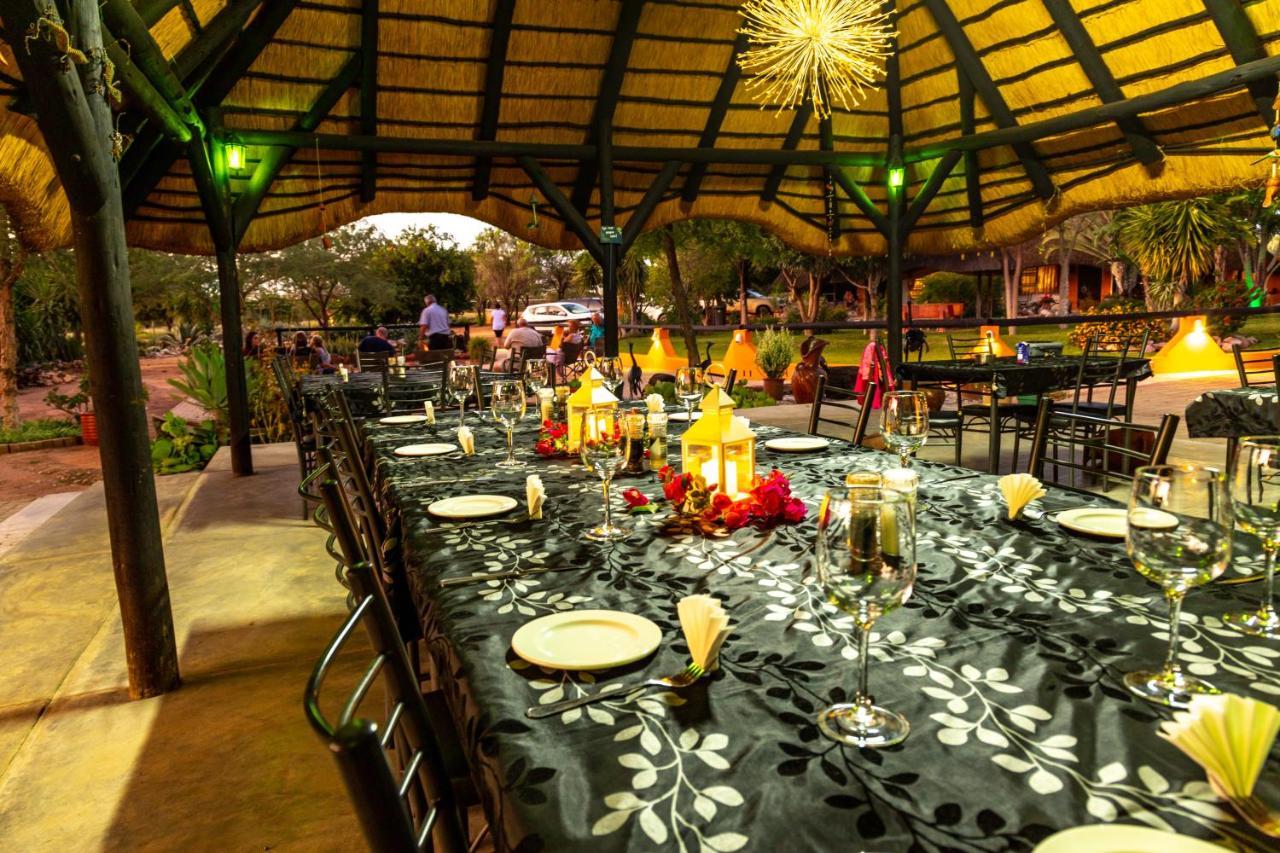 Lion'S Den Guesthouse Otjiwarongo Kültér fotó